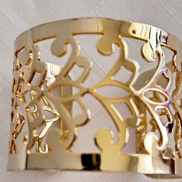 Filigree Cut Out Statement Wide Large Cuff Metal Bangle Bracelet Gold Tone - Picture 4 of 8